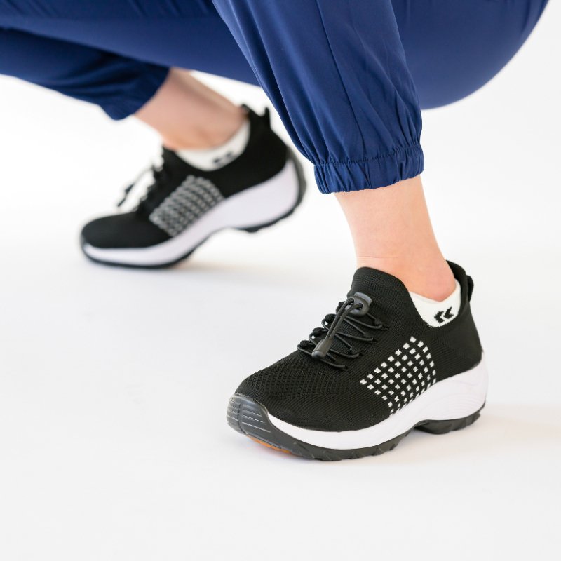 Ortho Stretch Cushion Shoes - Black White - ComfortWear