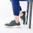 Cargar imagen en el visor de la galería, Stride Cushion Shoes - Dark Grey - ComfortWear
