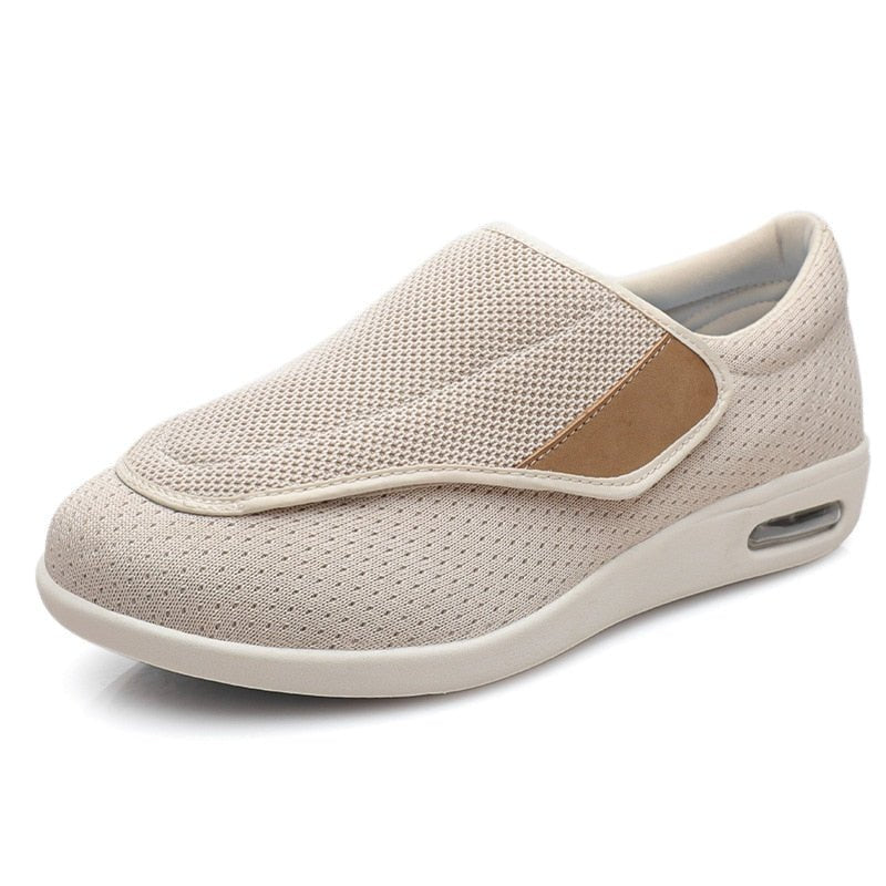 Chloe Stretch No-Tie Wide Shoes w/ Adjustable Closure - ComfortWear Store